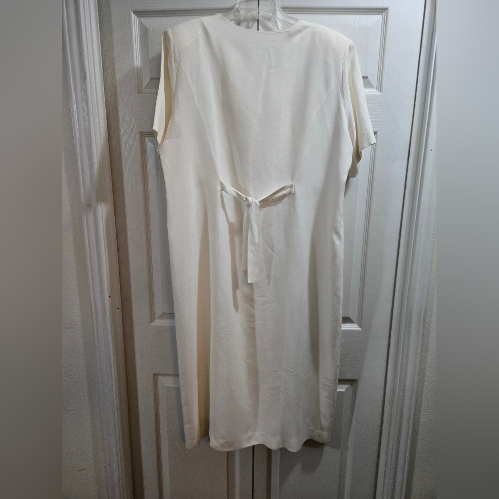 S.L. Fashions Cream Button-Down Maxi Dress, Size 20 - Picture 3 of 16